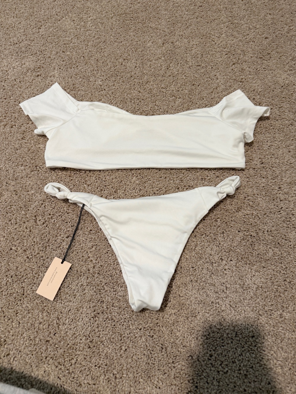 superdown White Off-Shoulder Bikini Set - Picture 2 of 4